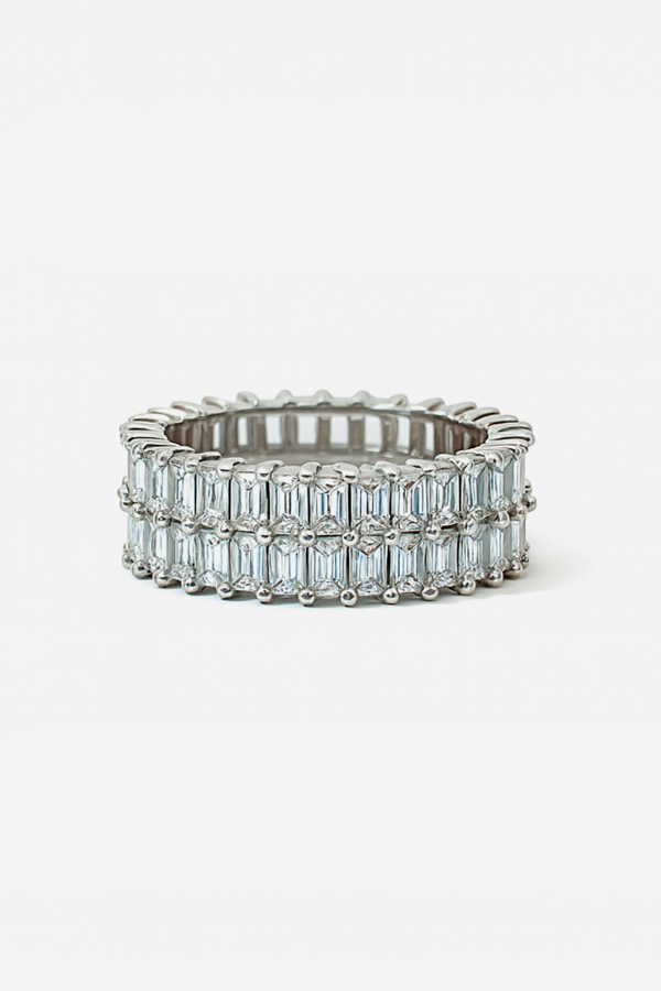 Кольцо дорожка линии белое