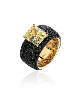 Кольцо широкое с желтым камнем в черной инкрустации